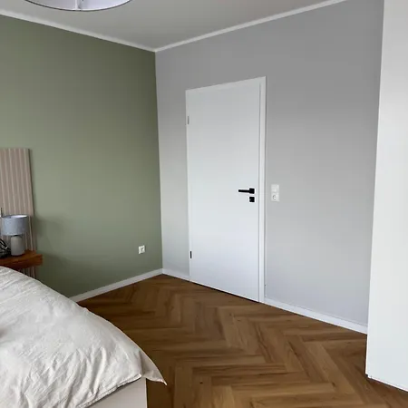 Apartment Luxurioese 3-zimmer Im Herzen Von Zwischen Koeln Und Bonn